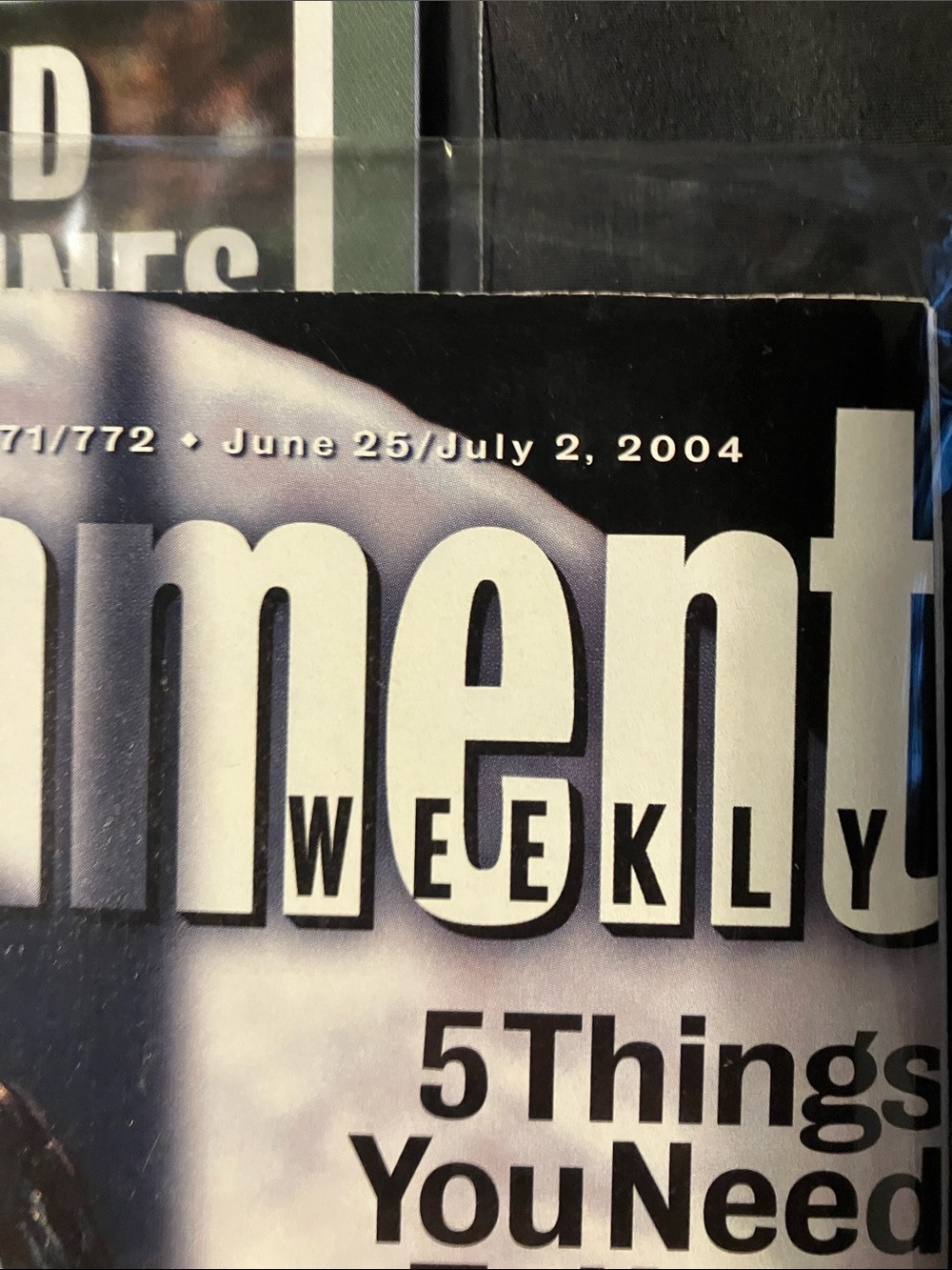 Entertainment Weekly - BATMAN - Picture 3 of 6